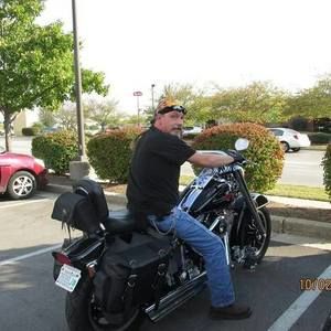 Meet your Posher, Lonnie